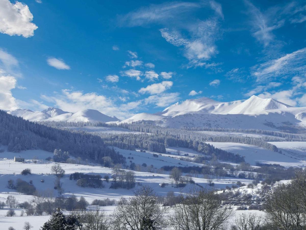 Hotel Domaine Les 2 Mondes Aydat Zewnętrze zdjęcie