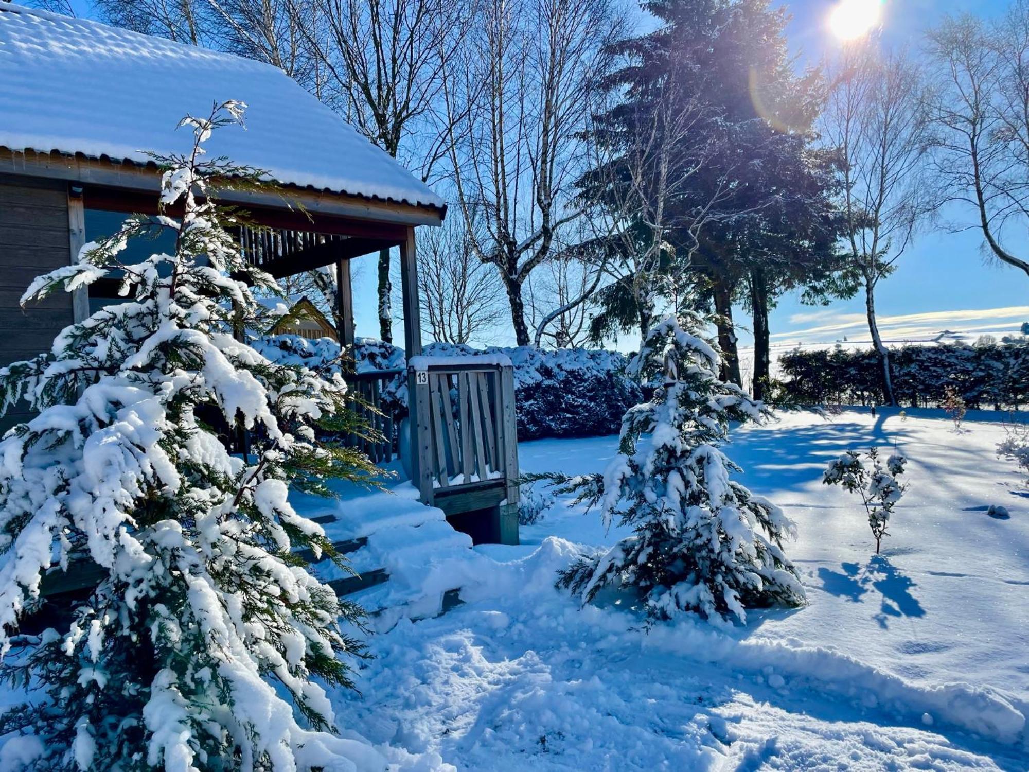 Hotel Domaine Les 2 Mondes Aydat Zewnętrze zdjęcie